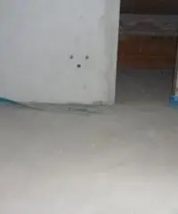 MODENA Madonnina Appartamento 3 camere 2 bagni con giardino di 100mq