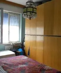 Villasanta(MB): 2 locali più servizi. Cantina e Balcone.