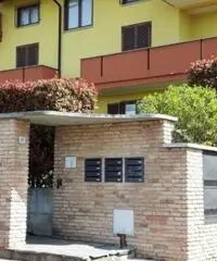 Vendita Trilocale da 70mq con due garage Vendita Trilocale da 70mq con due garage