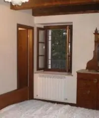 Antico Casale in posizione panoramica in una frazione di Preci