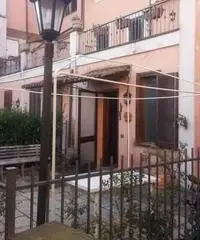 Piccolo appartamento in antico palazzo nel centro storico di Norcia Piccolo appartamento in antico palazzo nel centro storico di Norcia