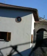 vendita casa indipendente