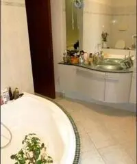 Appartamento in vendita a ZAMBRA - Cascina 140 mq