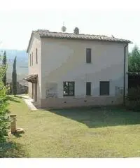 Colonica/casale in vendita a Volterra 180000 mq