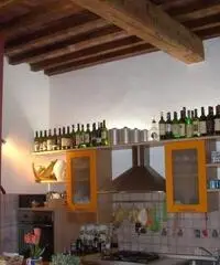 APPARTAMENTO di 4 vani e di 90 mq (CARMIGNANO)