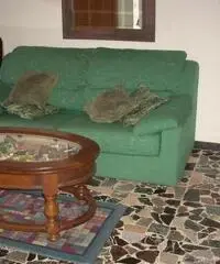 APPARTAMENTO di 6 vani e di 180 mq (CARMIGNANO)