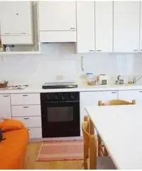 rif: 221 - Cervia, bilocale con balcone e posto auto vicino al mare