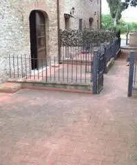 TERRA-TETTO IN ANTICO CASALE