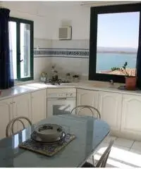 SIRACUSA, ORTIGIA, VENDESI SIGNORILE ATTICO CON SUPERLATIVA VISTA MARE