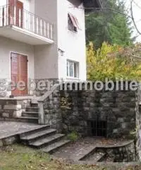 Vendita Casa indipendente da 260mq con garage Vendita Casa indipendente da 260mq con garage