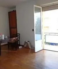 Centro città: Vendita Trilocale in Via della Robbia Luca Centro città: Vendita Trilocale in Via della Robbia Luca