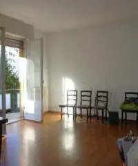 Centro città: Vendita Trilocale in Via della Robbia Luca Centro città: Vendita Trilocale in Via della Robbia Luca