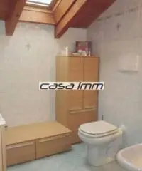 Vendita villa a schiera mq. 200 - Zona La Rocca