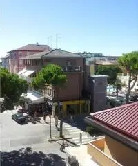 Monolocale 3° ed ultimo centralissimo Monolocale 3° ed ultimo centralissimo