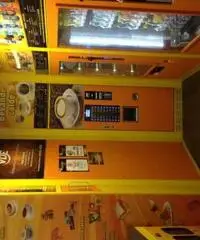 Free shop 24 negozio bar automatizzato in zona pedonale