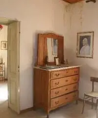 Cabras-indipendente da ristrutturare con locale