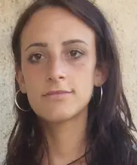 Ragazza italiana di 25 anni cerca occupazione part - time