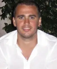 Sono Gianluca e ho 32 anni, automunito disponibile per commissioni e.. Sono Gianluca e ho 32 anni, automunito disponibile per commissioni e..