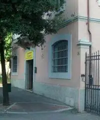 Negozio in Affitto a 900