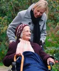 Badante 24 ore-donna polacca 52 anni Referenziata-333/3701073 Badante 24 ore-donna polacca 52 anni Referenziata-333/3701073