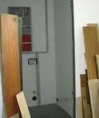 Affitto Magazzino a Agliana