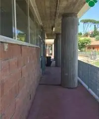 Affitto Laboratorio in Via  Via delle Grotte , 25