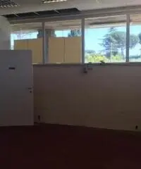 Affitto Laboratorio in Via  Via delle Grotte , 25