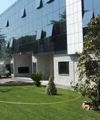 Affitto Magazzino in Via Olmetti