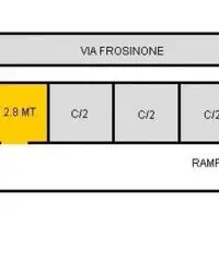 Affitto Magazzino in Via Frosinone, 4