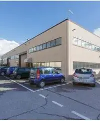 Affitto Magazzino in Via degli Olmetti