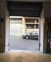 Affitto Magazzino in Via Borgia, 9