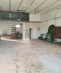 Affitto Magazzino in via del laghetto