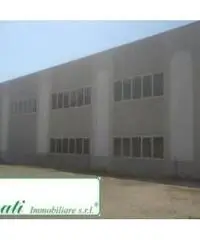 Bagni Di Tivoli: Affitto Magazzino da 1250mq