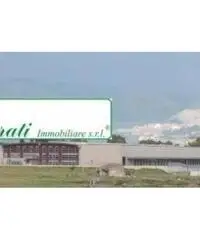 Bagni Di Tivoli: Vendita Capannone in Via Tiburtina Valeria