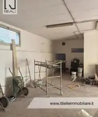 Boccea -  Laboratorio 4 locali € 900 LA401 Boccea -  Laboratorio 4 locali € 900 LA401