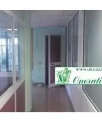 Guidonia: Vendita Capannone in Via Nazionale Tiburtina