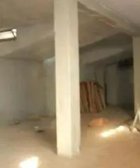 Montelarco: Affitto Magazzino in Via Bramante Montelarco: Affitto Magazzino in Via Bramante