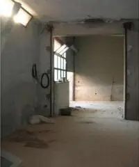 Montelarco: Affitto Magazzino in Via Bramante Montelarco: Affitto Magazzino in Via Bramante