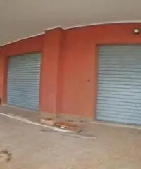 Nuova Florida: Affitto Magazzino in Largo Milano Nuova Florida: Affitto Magazzino in Largo Milano