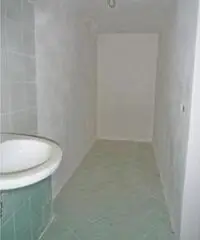 Nuova Florida: Affitto Magazzino in Largo Milano Nuova Florida: Affitto Magazzino in Largo Milano