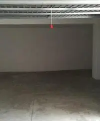 Pavona: Affitto Magazzino in Via Frosinone