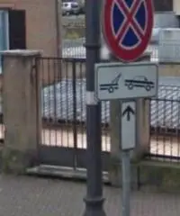 Pian Di Gerri: Vendita Laboratorio in Via Roma Pian Di Gerri: Vendita Laboratorio in Via Roma