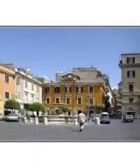 Pian Di Gerri: Vendita Laboratorio in Via Roma Pian Di Gerri: Vendita Laboratorio in Via Roma