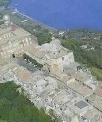 Pavona: Vendita Magazzino in Via degli Olmi