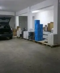 POMEZIA CENTRO LOCALE MAGAZZINO 150 MQ.