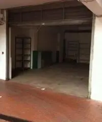 Pomezia centro magazzino deposito box triplo