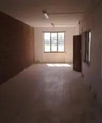 Ponte Storto: Affitto Capannone in Via Traversa del Grillo