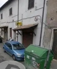 Quarantola: Vendita Capannone in Via Napoli, 170 Km 7,600