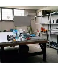 Valcanneto: Affitto Capannone in Via Fontanile della Regina Valcanneto: Affitto Capannone in Via Fontanile della Regina