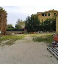 Valcanneto: Affitto Capannone in Via Fontanile della Regina Valcanneto: Affitto Capannone in Via Fontanile della Regina